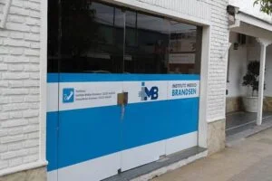 Clinicas en Brandsen, Argentina: Guía de Centros Médicos y Hospitales
