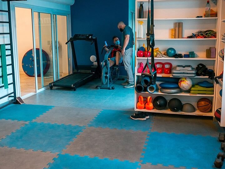 CENTRO DE KINESIOLOGÍA Y REHABILITACIÓN La Clínica 1 centro de kinesiologia y rehabilitacion la clinica